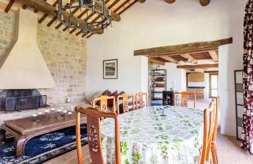 Luxury Villa with Pool, Stunning Location - Foto 10