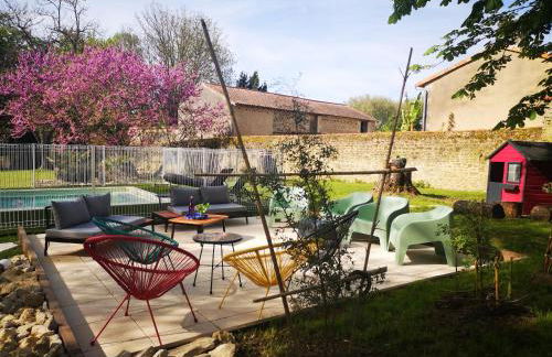 LE REPAIRE DU CLAIN gîte 4 étoiles pour 14 personnes avec piscine proche du Futuroscope - Foto 8