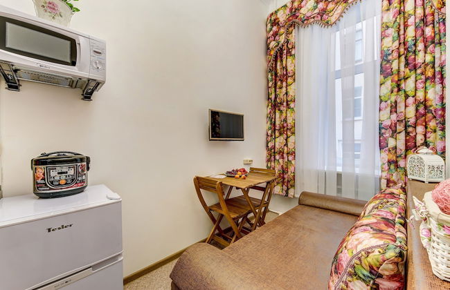 Semeiniy Ochag on Kurlandskaya - Photo 24