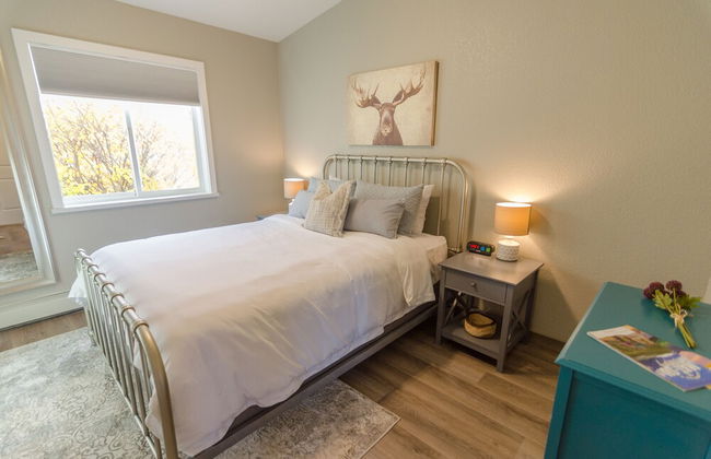 Colony Suites - Photo 21