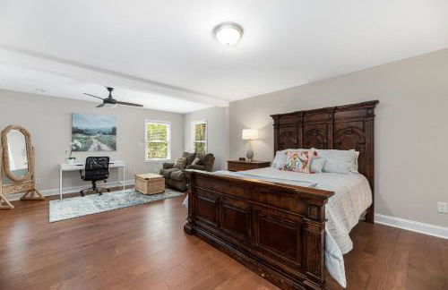 Peaceful Kannapolis Lodge - Photo 3