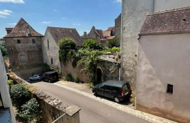 Liberté et Confort, appartement entier, moderne avec 2 chambres et cuisine équipée au coeur de Semur - Foto 27