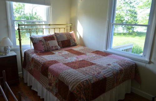 The Cottage at Heron Cove - Photo 17