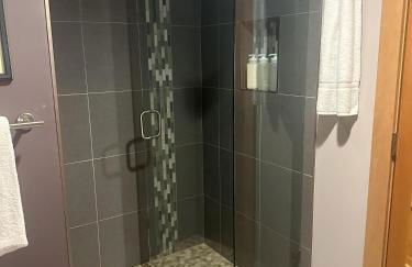 Coveted Creekside Setting, Near Downtown And Bogert Park - Foto 19