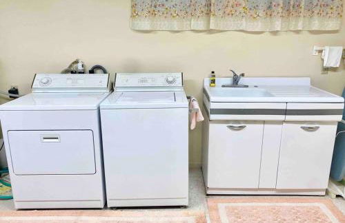 Roomy Midtown Home-Large and Central to Everything - Foto 52