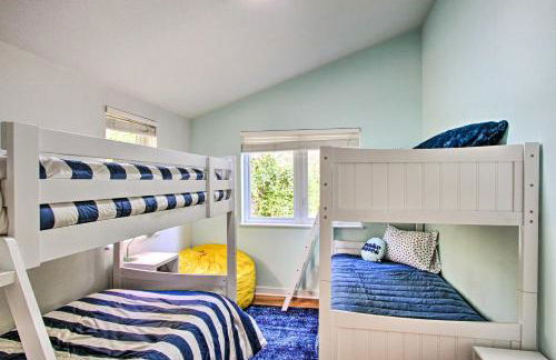 Beach Access and Views Secluded Anderson Island Gem - Foto 20