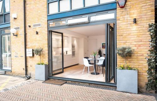 Chic & Cozy Flat in SW London, Perfect Location! - Pass the Keys - Foto 10