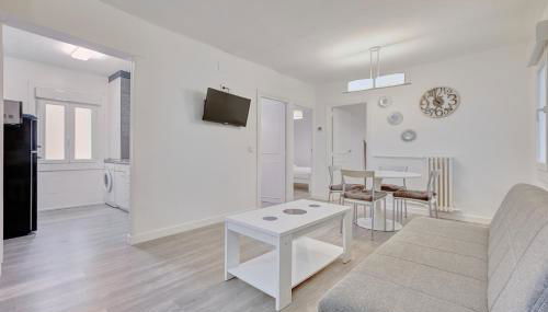 La esquina de Blas by Clabao - Photo 3