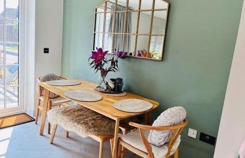 Albie House -3BR, Ensuite, Netflix, EV Car - Foto 4