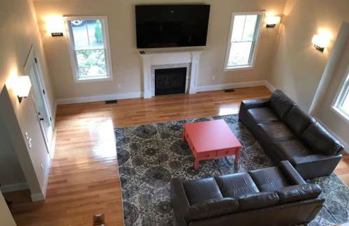 New Home in Falmouth near Beach - Foto 7