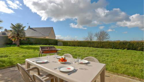 4 Bedroom Awesome Home In Courtils - Foto 3