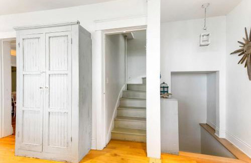 Blackstone on the Bluff with Lake Views Historic Home Family Friendly - Foto 28