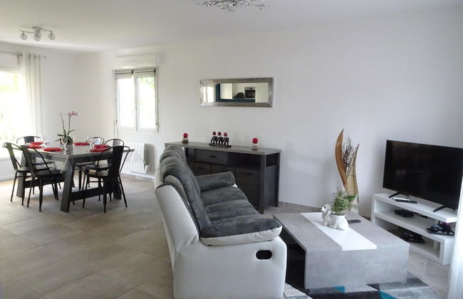 Semi-detached House, Brehal - Foto 9