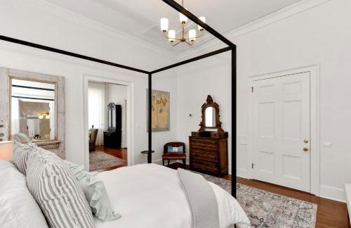 Wilkins Townhouse - 3 Bed, 3 Bath, Walk to Downtown - Foto 18