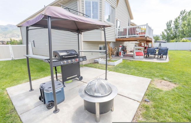 Farmington Gem 6BR Private Fenced Yard Sleeps 15 - Foto 49