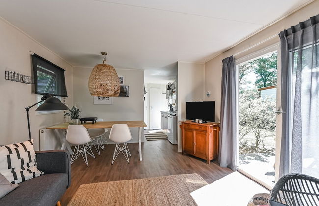 Modern Chalet in Voorthuizen Near the Forest - Photo 12