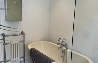 3 Bed Home Sleeps 6 Free parking - Foto 28