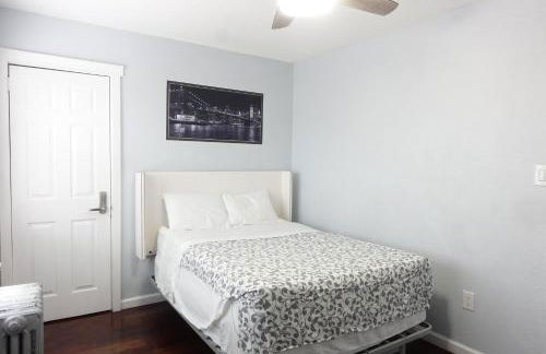 Best Home To Visit NYC+Hot Tub+EWR Airport+Free Parking - Foto 2