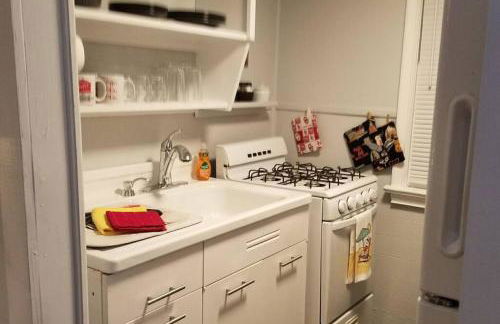 BLUE FLAMINGO'S ADORABLE GUEST HOUSE -TU-Cherry St-Expo-Downtown-11t - Foto 9