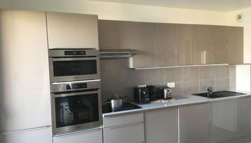 Appartement 87 m2 - 3 chambres - 6 personnes - Proche Paris - Parking gratuit - Foto 3, stove, dishwasher, toaster