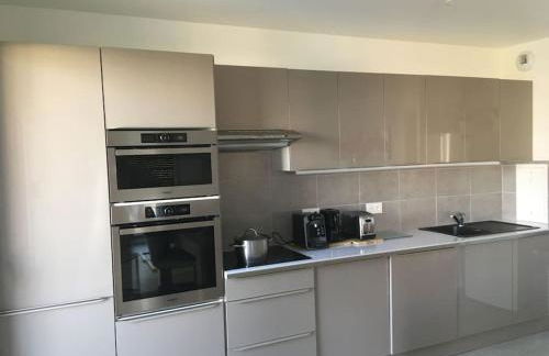 Appartement 87 m2 - 3 chambres - 6 personnes - Proche Paris - Parking gratuit - Foto 3