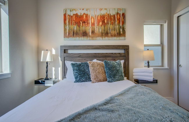 Downtown Skyline Rooftop Patio Modern Townhome - Foto 20