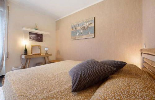 Aloha Lake Apartments - Foto 10