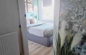 Beautiful 2bed house with garden, walking distance to town - FREE parking - Foto 23