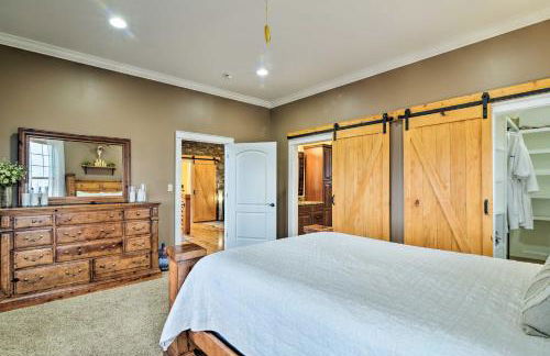 The Barn House Caldwell Mtn Retreat with Hot Tub! - Foto 11