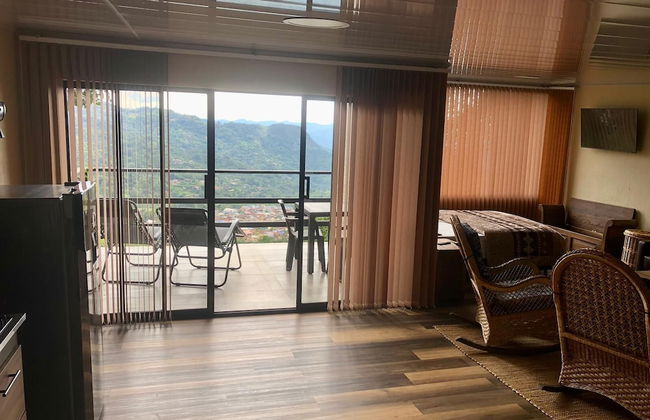 Captivating 4-bed Chalet Las Casitas en el Aire - Foto 23