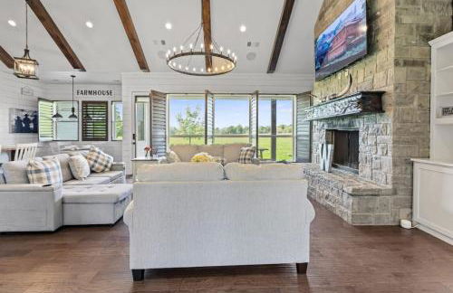 120 Acre Estate WaterTubing, Livestock,Event Space - Foto 16