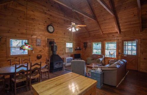 Private Mnt Views-- Pet Friendly, Sleeps 6, Overlooks Phoenix Mnt - Photo 11