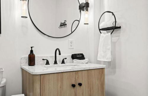 Cozy 1st-Floor Flat 2BR Backyard Free Parking - Foto 34