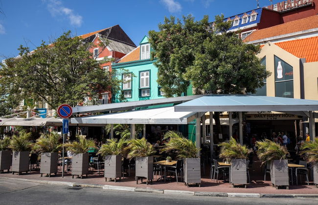 Premium 3BR City Centre Penthouse W Stunning City View - Foto 23