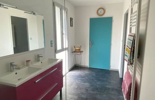 Grand T2 indépendant centre ville 1er étage - Foto 3