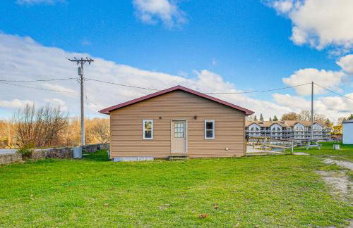 Michigan Manistee River Cabin about 1 Mi to Downtown - Foto 22