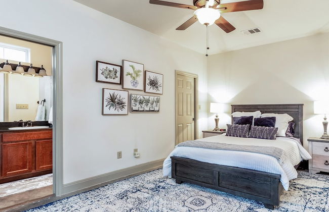 Upstay - Govalle Get-a-way - Photo 2