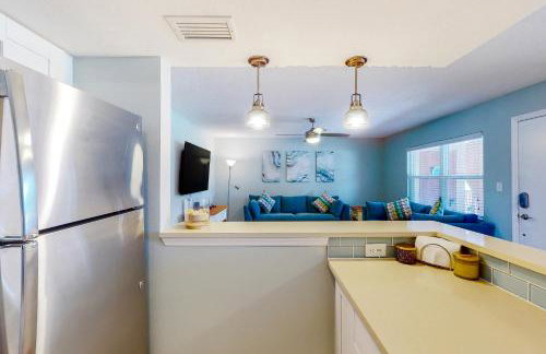 Surrounded by Ocean - Foto 16