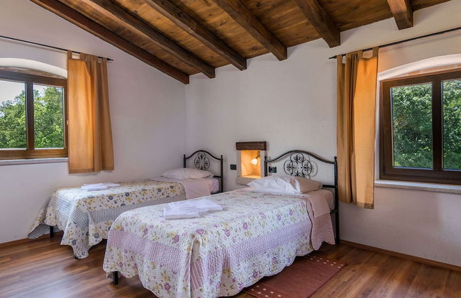 Spacious Villa in Tinjan With Pool - Foto 6