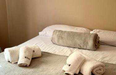 Apê 202 - Central, Garagem e Ar Cond - 2Q e 2B - Foto 17