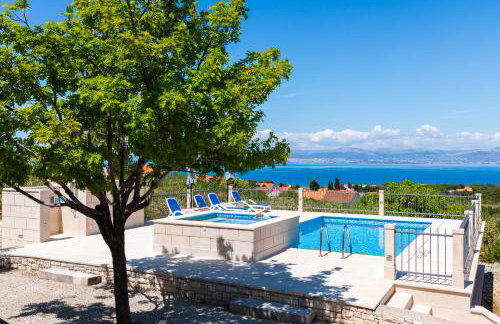 VILLA AGAPE - Three bedroom villa on 15k m2 olive grove - Incredible 360 view - Free parking - Private pool and jacuzzi - Foto 78