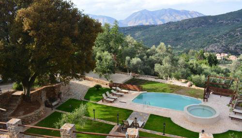 Ellinospito - Photo 2, Garden