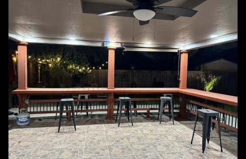 Backyard Oasis in Brownsville! - Photo 28