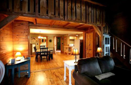 Lakefront Cabin Getaway near Adirondack Mountains in Salisbury, New York - Foto 2