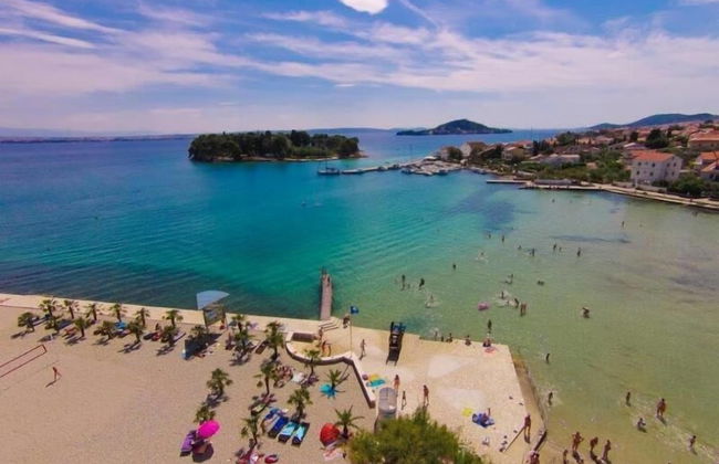 Good Life Deluxe Seafront Apartment - Foto 27