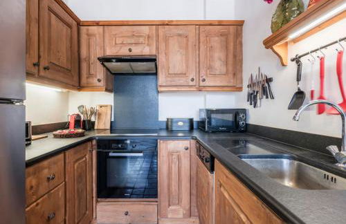 Diamond - Hyper Central 2 Bedrooms - Magnificent Views - By Cozee Rentals - Photo 11