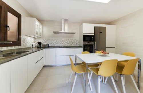 Cas Munji - BBQ, piscina y terraza - Foto 31