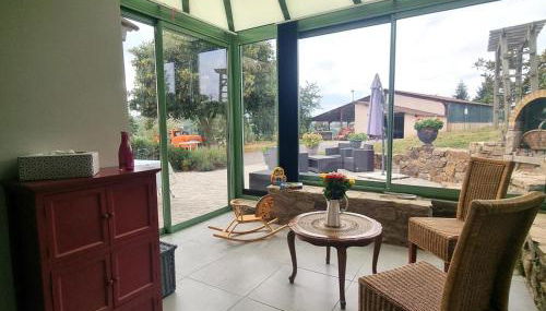 Gîte spacieux avec jardin et terrasse à Saint-Galmier - FR-1-496-300 - Foto 4