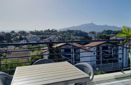 APPARTEMENT T3 vue RHUNE - Foto 8