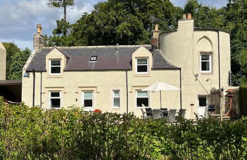 Craig Cottage - Photo 2